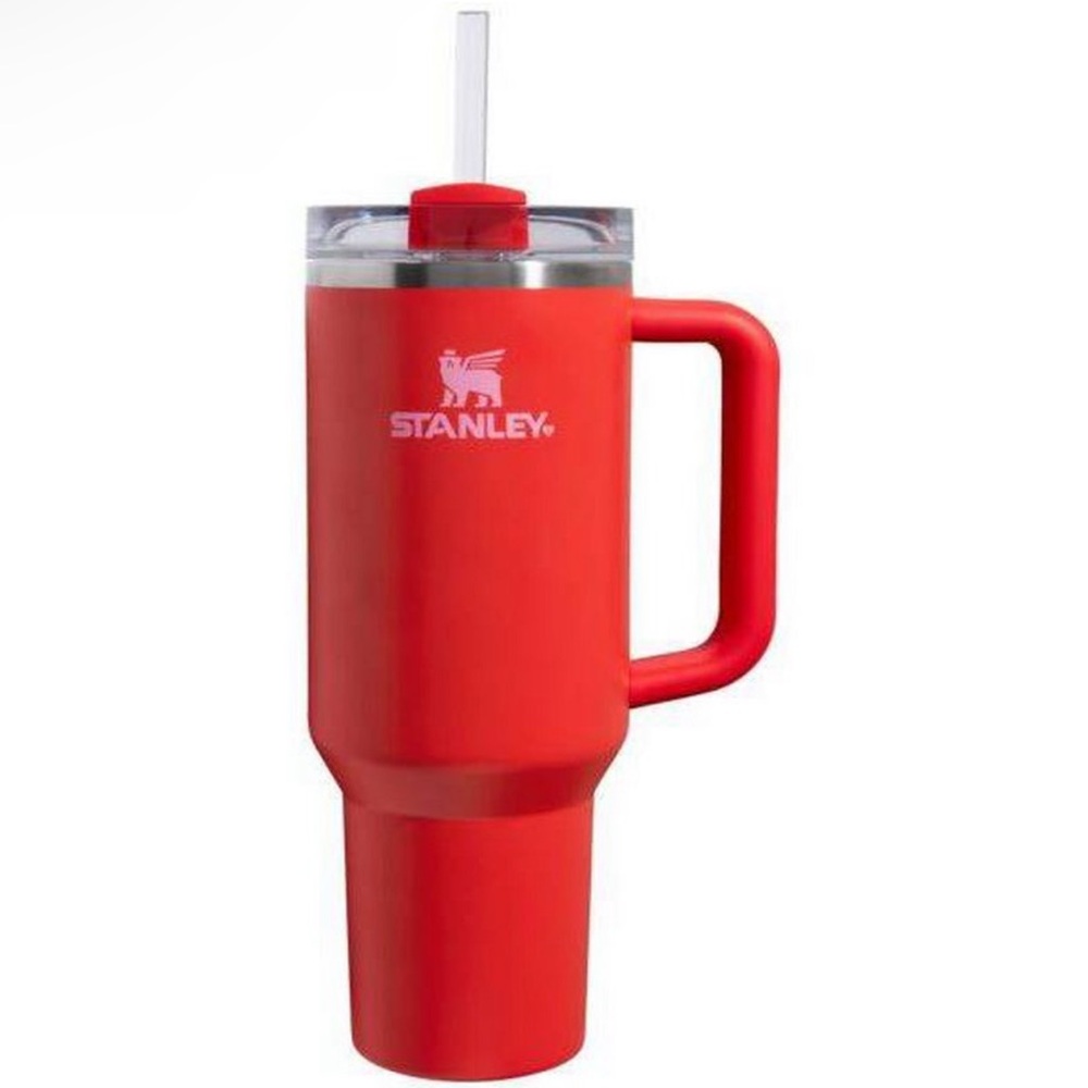 BNWT Stanley 40 oz Tumbler in Target Red
